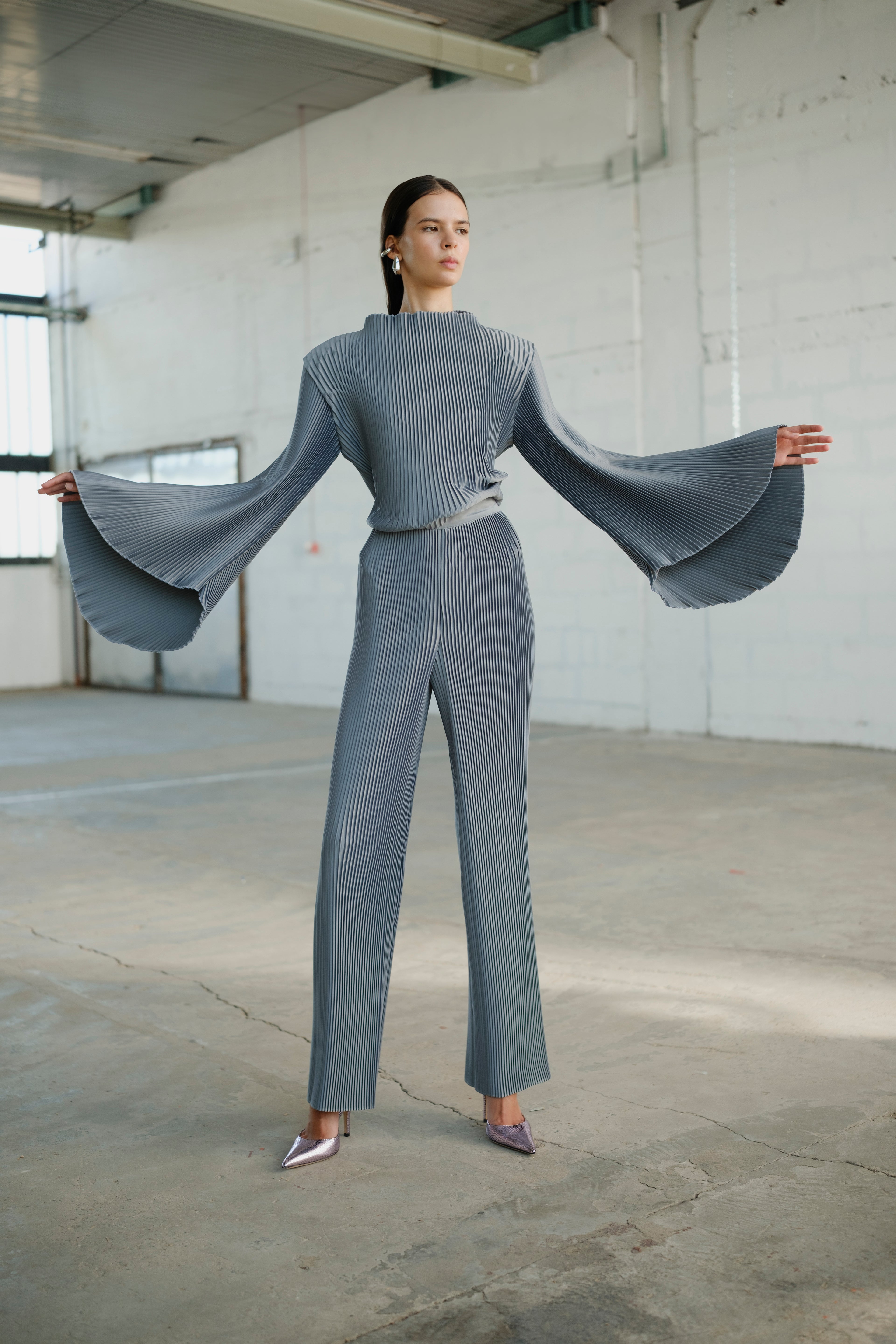 JENNY Bell Sleeve Top
